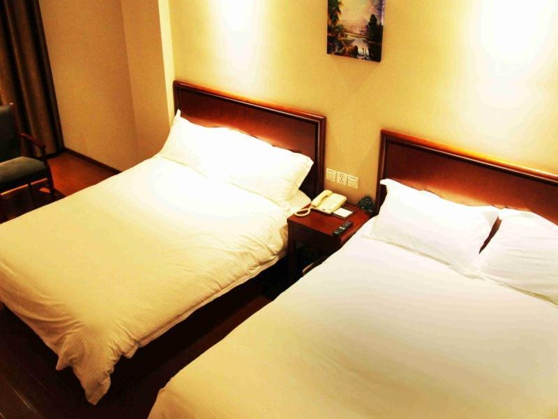 Greentree Inn Shandong Qingdao Development District Sdust Express Hotel Екстер'єр фото
