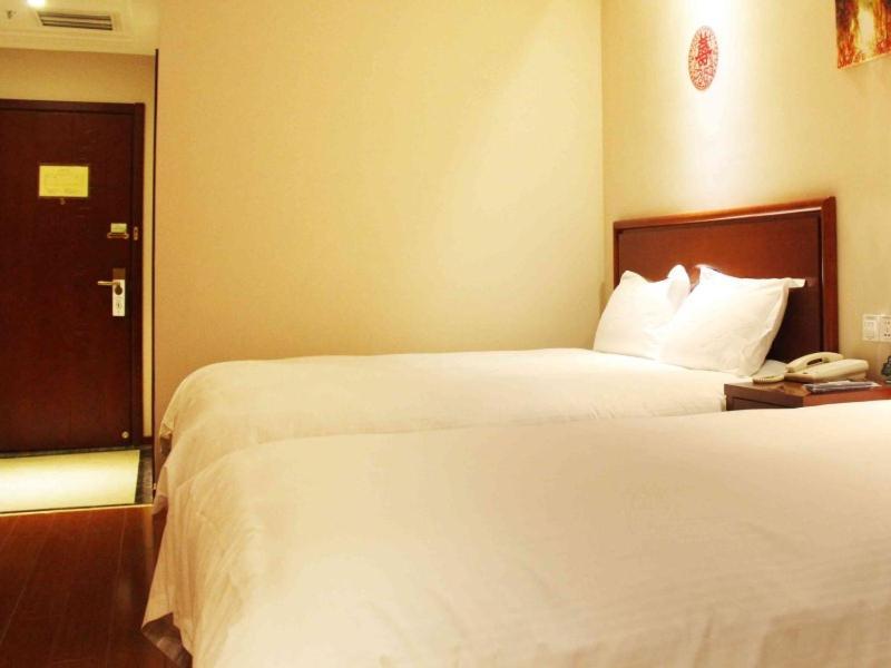 Greentree Inn Shandong Qingdao Development District Sdust Express Hotel Екстер'єр фото