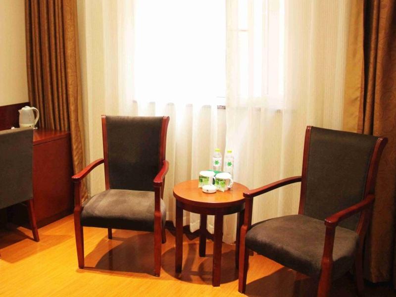 Greentree Inn Shandong Qingdao Development District Sdust Express Hotel Екстер'єр фото
