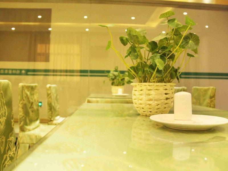 Greentree Inn Shandong Qingdao Development District Sdust Express Hotel Екстер'єр фото