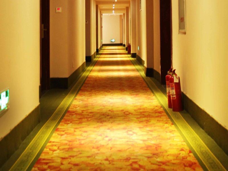 Greentree Inn Shandong Qingdao Development District Sdust Express Hotel Екстер'єр фото