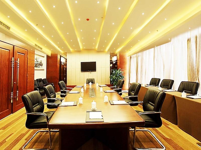 Greentree Inn Shandong Qingdao Development District Sdust Express Hotel Екстер'єр фото