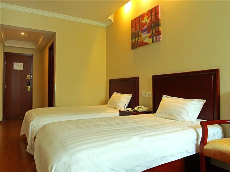 Greentree Inn Shandong Qingdao Development District Sdust Express Hotel Екстер'єр фото