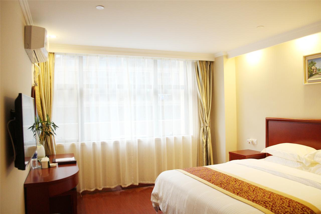 Greentree Inn Shandong Qingdao Development District Sdust Express Hotel Екстер'єр фото