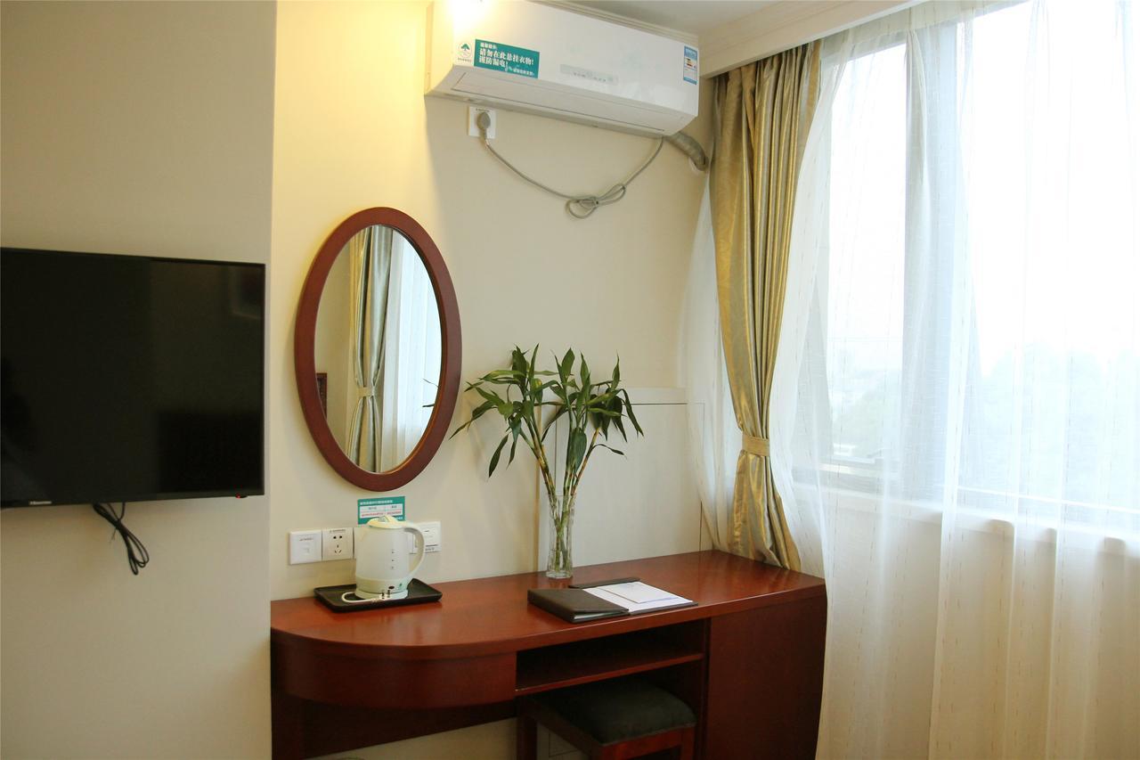 Greentree Inn Shandong Qingdao Development District Sdust Express Hotel Екстер'єр фото