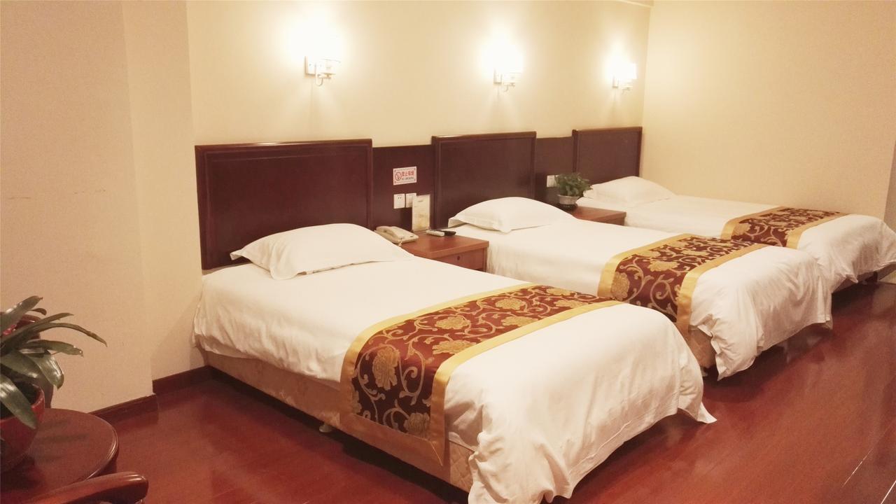 Greentree Inn Shandong Qingdao Development District Sdust Express Hotel Екстер'єр фото