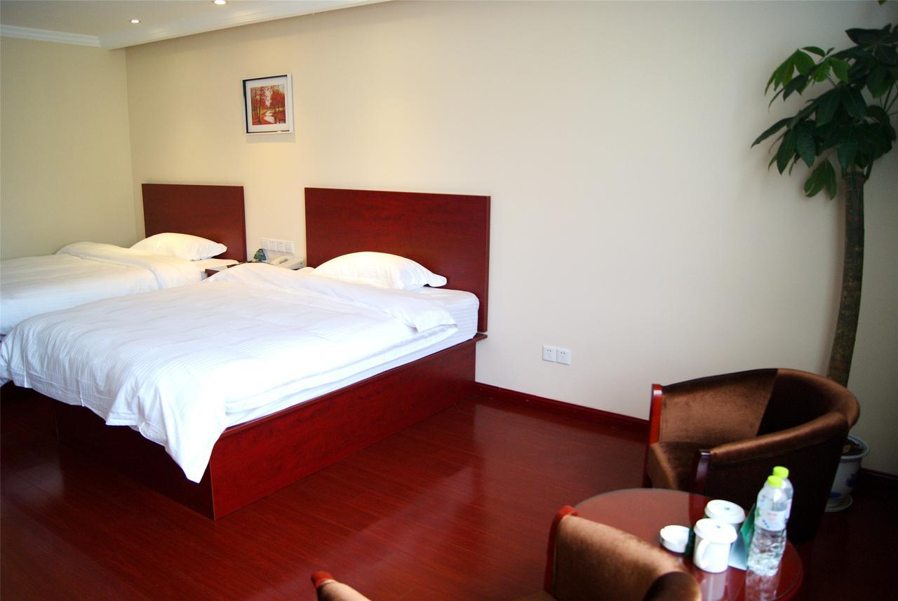 Greentree Inn Shandong Qingdao Development District Sdust Express Hotel Екстер'єр фото