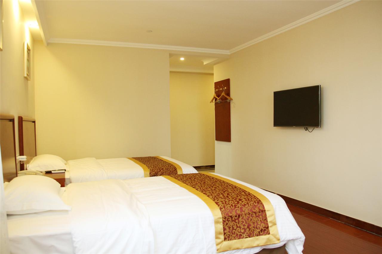 Greentree Inn Shandong Qingdao Development District Sdust Express Hotel Екстер'єр фото